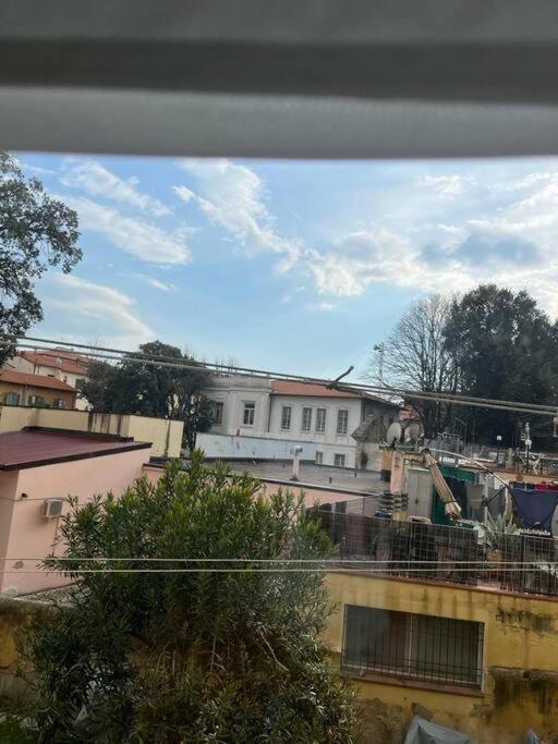 Appartamento In Centro A Livorno Luaran gambar