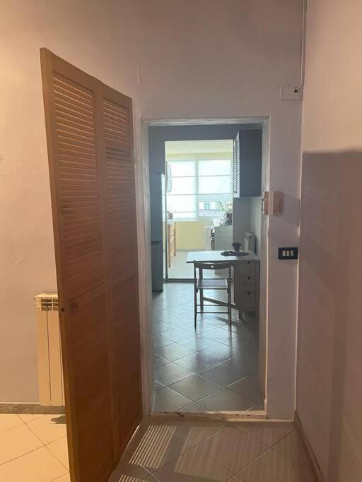 Appartamento In Centro A Livorno Luaran gambar